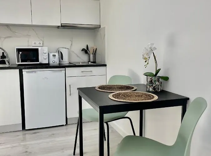 ゲストハウス Paraiso Do Sitio 2 4*